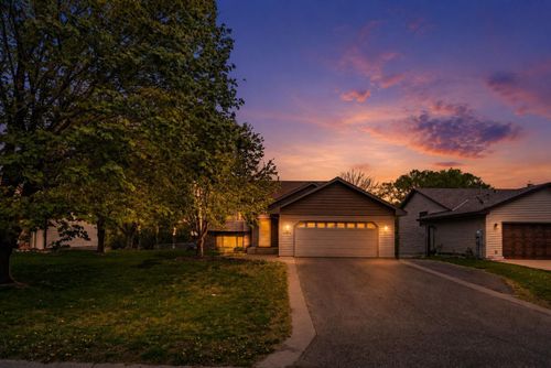 6566 Black Duck Dr S, Lino Lakes, MN, 55014-5401 | Card Image
