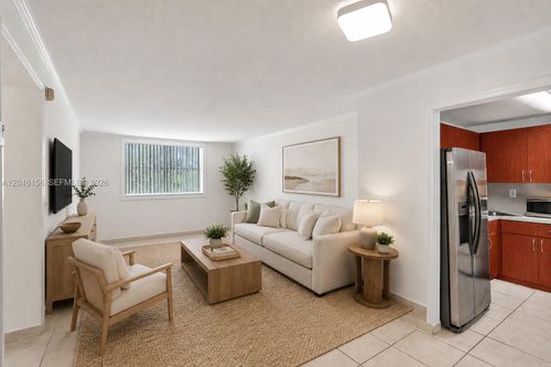 323-606 W 81st St, Hialeah, FL, 33014-4165 | Card Image