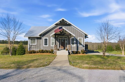 4041 Liverworth Rd, Southside, TN, 37171-9100 | Card Image