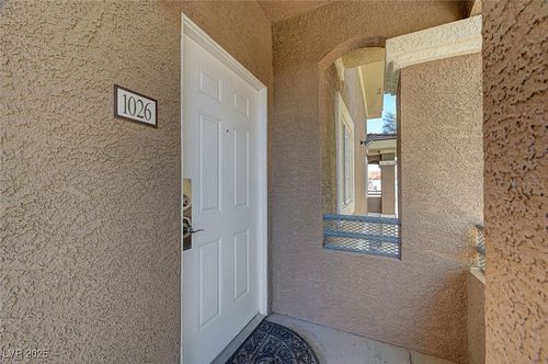 unit-1026-833 Aspen Peak Loop, Henderson, NV, 89011-4976 | Card Image