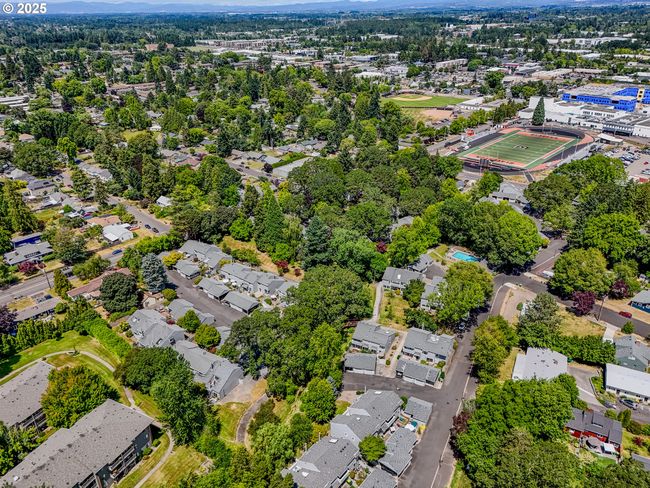 5312 Sw Erickson Ave, Condo with 2 bedrooms, 2 bathrooms and 1 parking in Beaverton OR | Image 45