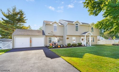 170 Donato Dr, Little Falls, NJ, 07424-1304 | Card Image