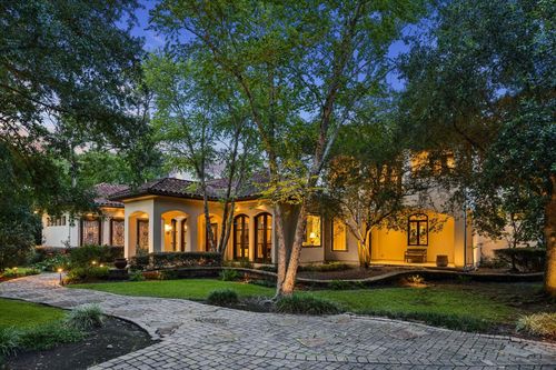 2 Lacewood Ln, Piney Point Village, TX, 77024-7436 | Card Image