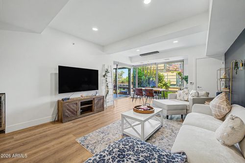 5010-7157 E Rancho Vista Dr, Scottsdale, AZ, 85251-1494 | Card Image