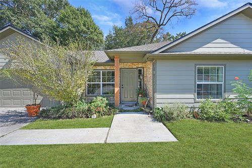 131 Kellyn Oaks Dr, Conroe, TX, 77306-6343 | Card Image