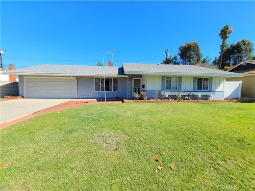 925 Bermuda Dr, Redlands, CA, 92374 | Card Image