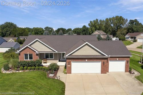 3375 Fieldberry Ln, Charlotte, MI, 48813-7758 | Card Image