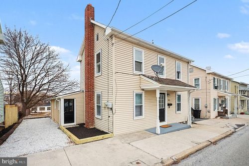 161 Cemetery St, LITTLESTOWN, PA, 17340-1507 | Card Image