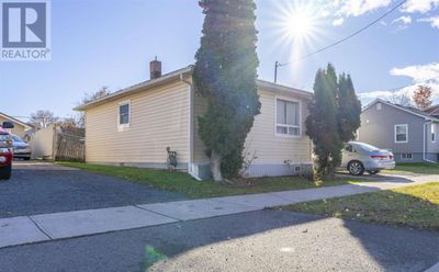 416 2nd Ave, Home with 2 bedrooms, 1 bathrooms and null parking in Sault Ste. Marie ON | Image 1