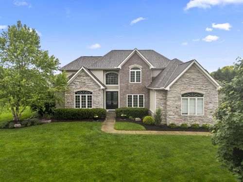 5536 Berwanger Dr, Powell, OH, 43065-7241 | Card Image
