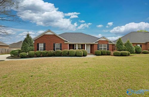 26560 Mill Creek Dr, Athens, AL, 35613-6882 | Card Image