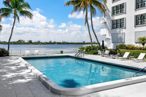 516-2860 S Ocean Blvd, Palm Beach, FL, 33480-5584 | Card Image