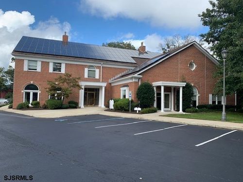 650 New Rd, Linwood, NJ, 08221-1252 | Card Image