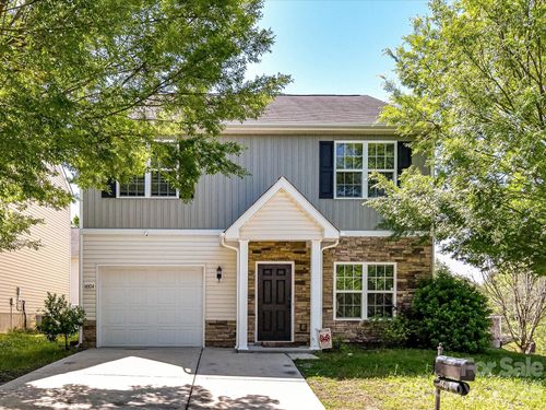 14304 Evening Flight Ln, Charlotte, NC, 28262-1643 | Card Image