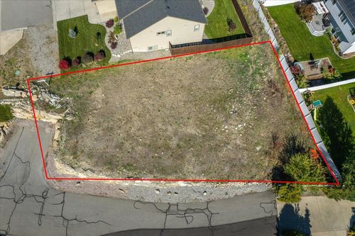 6004 N Crestmont Ln, Spokane, WA, 99217-8772 | Card Image