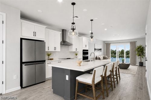202-4596 Arboretum Cir, NAPLES, FL, 34112-6493 | Card Image