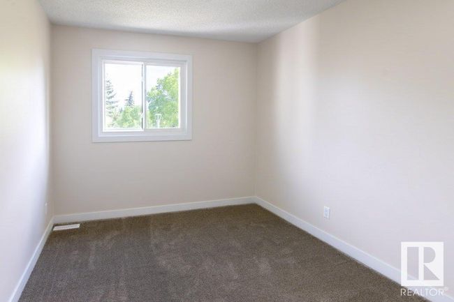 102 Primrose Gdns Nw, Townhouse with 3 bedrooms, 2 bathrooms and null parking in Edmonton AB | Image 16