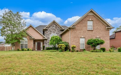 3636 Prestwicke Pl, Adams, TN, 37010-9185 | Card Image