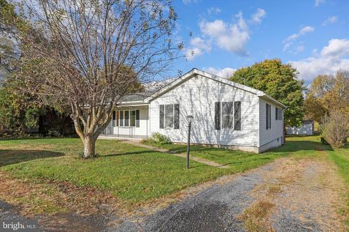 80 Honeysuckle Ave, Woodstock, VA, 22664-2020 | Card Image