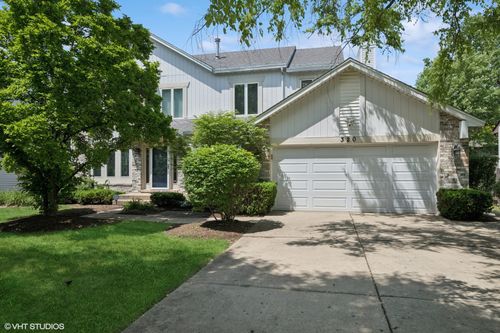 320 Chateau Dr, Buffalo Grove, IL, 60089-1791 | Card Image