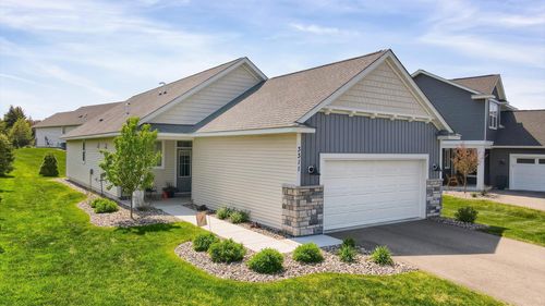 3311 Mulberry Bay, Woodbury, MN, 55129-7573 | Card Image