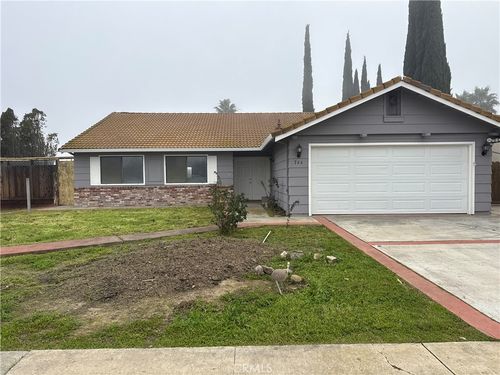 766 Meadowlark Ave, Los Banos, CA, 93635-3020 | Card Image