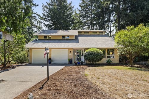 6615 Sierra Ct Se, Lacey, WA, 98503-2928 | Card Image