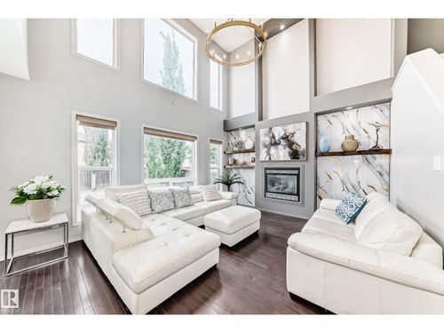 11314 167a Ave Nw, Edmonton, AB, T5X0A7 | Card Image
