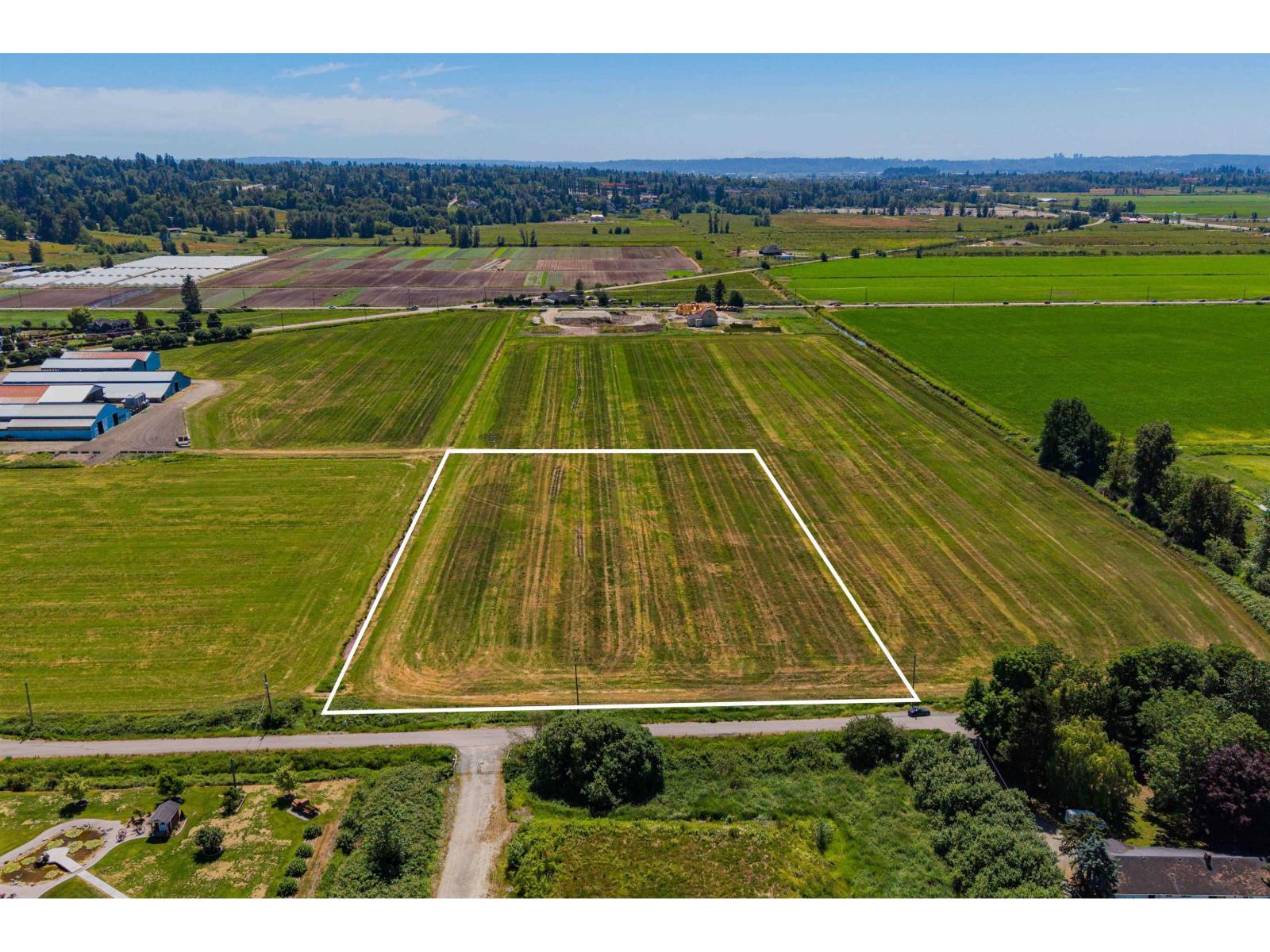 Land in Surrey 4