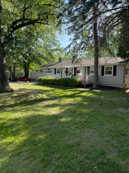10717 Alpine Ave, Sparta, MI, 49345-9359 | Card Image