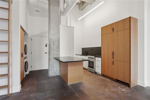 ste-109-500 Delaware St, Kansas City, MO, 64105-1256 | Card Image