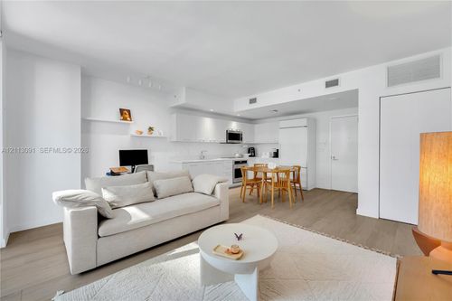 1802-55 Sw 9th St, Miami, FL, 33130-3994 | Card Image