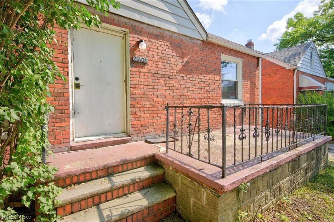 Residential in Maple Heights 3