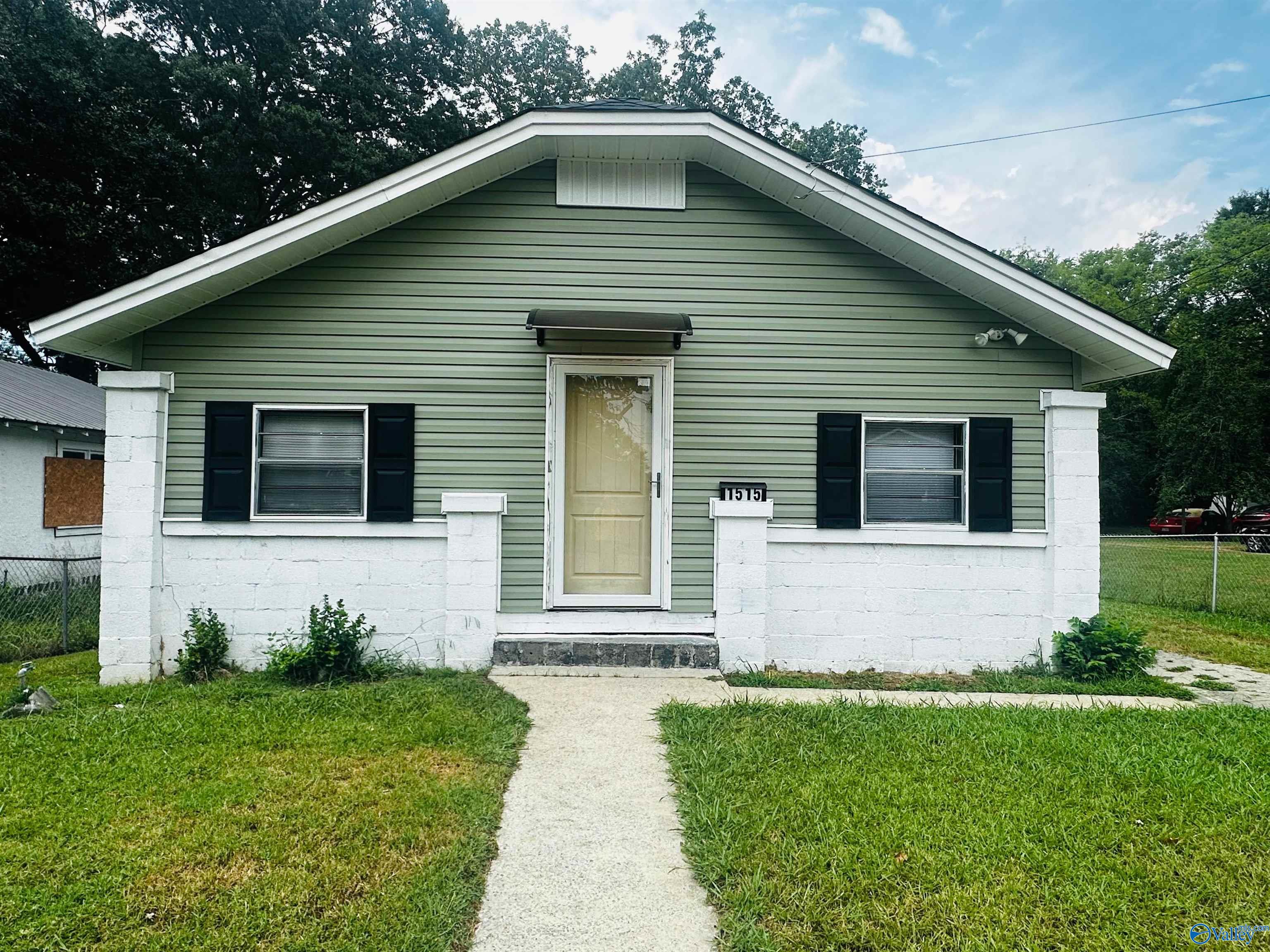 Kyle Ave, Gadsden, AL 35901