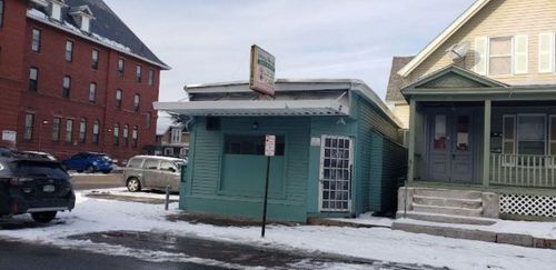 132 Orange St, Manchester, NH, 03104-6020 | Card Image