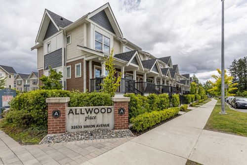 28-32633 Simon Ave, Abbotsford, BC, V2T0G9 | Card Image