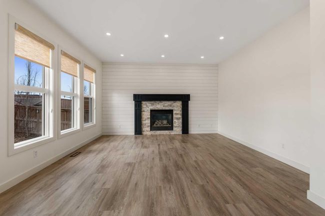120 W Creek Green, House other with 4 bedrooms, 4 bathrooms and 4 parking in Chestermere AB | Image 12