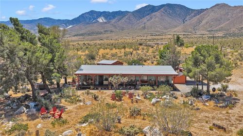 29229 Santa Rosa Rd, Lucerne Valley, CA, 92356 | Card Image