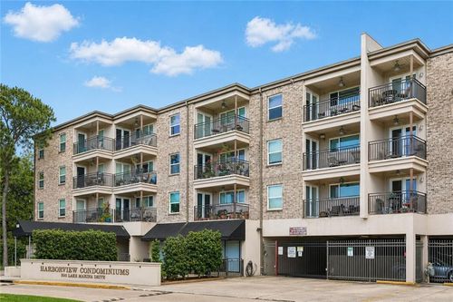 203-500 Lake Marina Ave, New Orleans, LA, 70124-1604 | Card Image