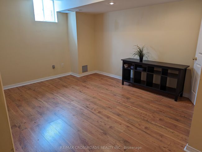 92 Nahanni Dr, House attached with 4 bedrooms, 3 bathrooms and 2 parking in Richmond Hill ON | Image 20