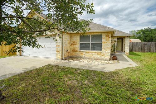 1316 Fern Ct, Gonzales, TX, 78629-0007 | Card Image