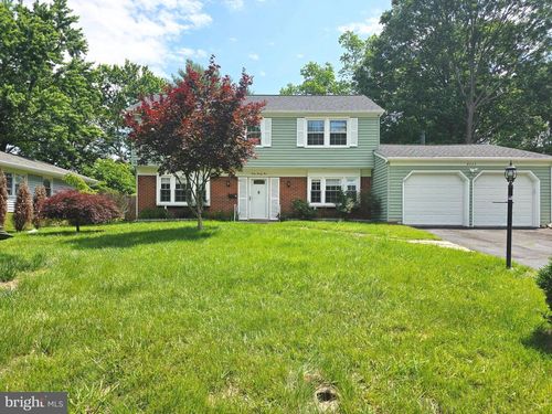 4025 Chelmont Ln, BOWIE, MD, 20715-1326 | Card Image