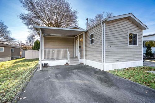 {{alt}} | Card Image