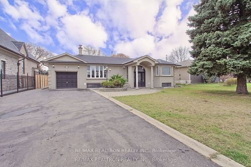 bsmnt-b-31 Goodman Cres, Maple, ON, L6A1E8 | Card Image
