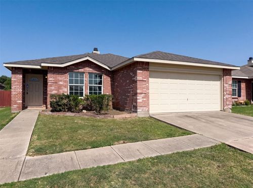 6200 St James Pl, Denton, TX, 76210-0422 | Card Image