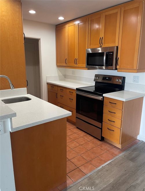 418-8530 Holloway Dr, West Hollywood, CA, 90069 | Card Image