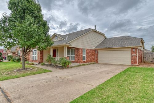 13036 Sw 4th St, Yukon, OK, 73099-6157 | Card Image