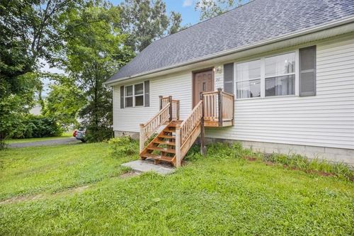 26 Toc Dr, Highland, NY, 12528-1506 | Card Image