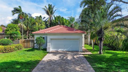 15521 Sw 151st Ter, Miami, FL, 33196 | Card Image