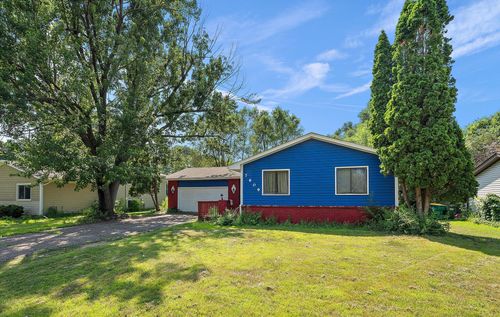 7609 James Ave N, Brooklyn Park, MN, 55444-2425 | Card Image
